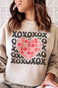 XOXO GROOVY HEART Graphic Sweatshirt