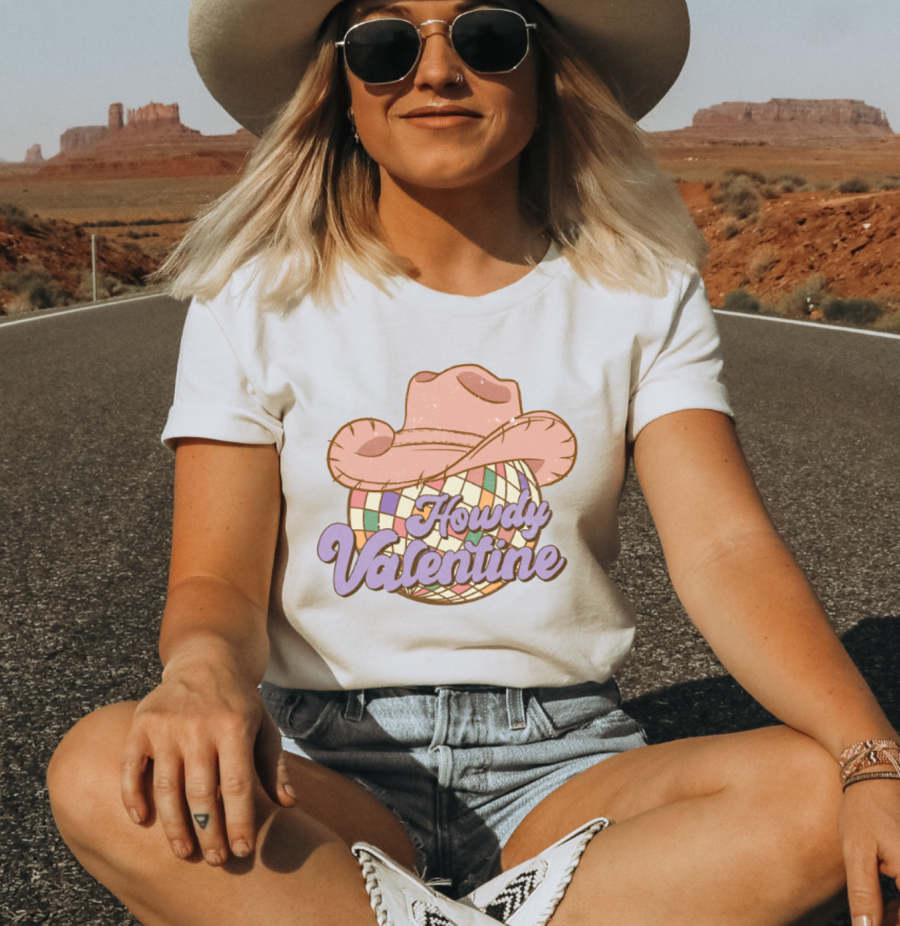 'Howdy Valentine' Western T-Shirt